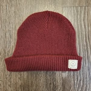 manitou beanie | maroon with smiley face patch